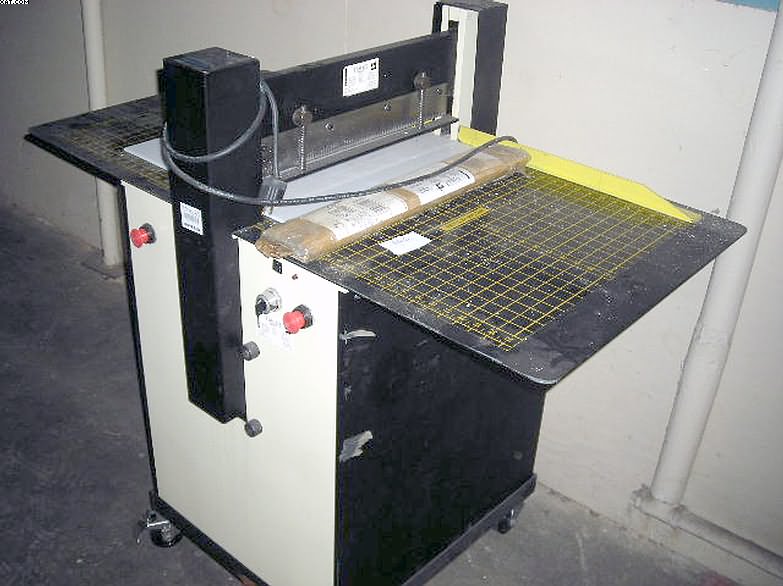 CHANDLER Model XL-2000 Swatch cutter,